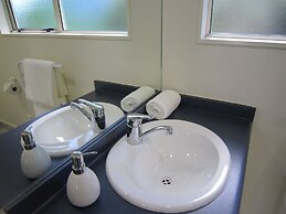 Harringtons Motor Lodge