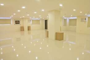 Nichols Airport Hotel