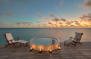 Diamonds Athuruga Maldives Resort & Spa