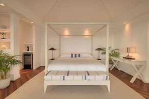 Diamonds Athuruga Maldives Resort & Spa