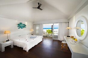 Diamonds Athuruga Maldives Resort & Spa