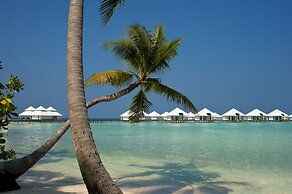 Diamonds Athuruga Maldives Resort & Spa