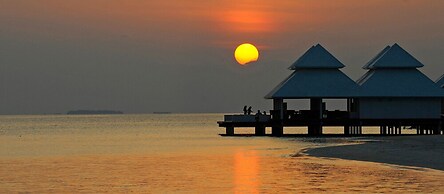 Diamonds Athuruga Maldives Resort & Spa
