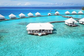 Diamonds Athuruga Maldives Resort & Spa