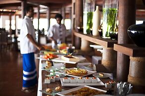 Diamonds Athuruga Maldives Resort & Spa