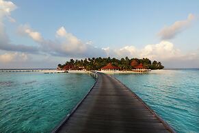 Diamonds Athuruga Maldives Resort & Spa