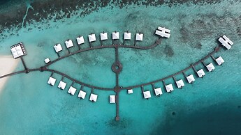 Diamonds Athuruga Maldives Resort & Spa