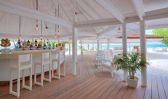 Diamonds Athuruga Maldives Resort & Spa