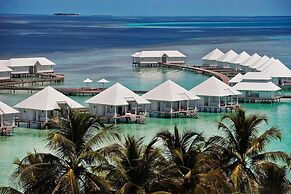 Diamonds Athuruga Maldives Resort & Spa
