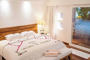 Diamonds Athuruga Maldives Resort & Spa