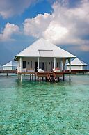Diamonds Athuruga Maldives Resort & Spa