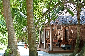 Diamonds Athuruga Maldives Resort & Spa