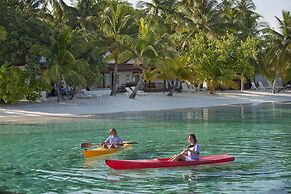 Diamonds Athuruga Maldives Resort & Spa