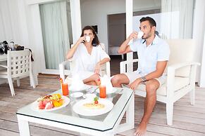 Diamonds Athuruga Maldives Resort & Spa