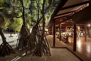 Diamonds Athuruga Maldives Resort & Spa