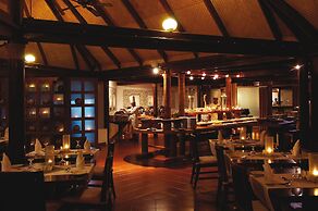 Diamonds Athuruga Maldives Resort & Spa