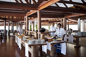 Diamonds Athuruga Maldives Resort & Spa