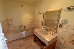 Chateau Hotel le Boisniard