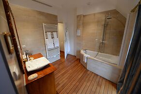 Chateau Hotel le Boisniard