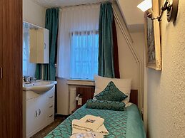 Löwenbräu Köln Hotel & Restaurant