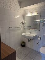 Löwenbräu Köln Hotel & Restaurant