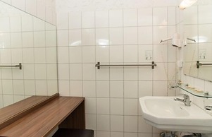 Löwenbräu Köln Hotel & Restaurant