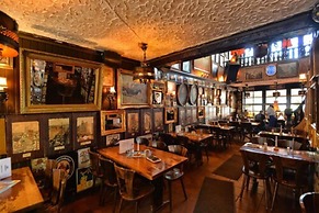 Löwenbräu Köln Hotel & Restaurant