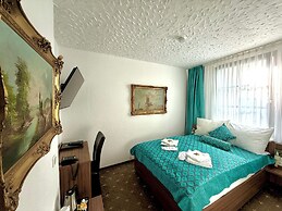 Löwenbräu Köln Hotel & Restaurant