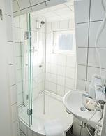 Löwenbräu Köln Hotel & Restaurant