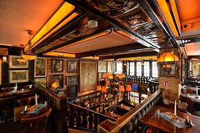 Löwenbräu Köln Hotel & Restaurant