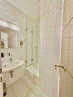 Löwenbräu Köln Hotel & Restaurant