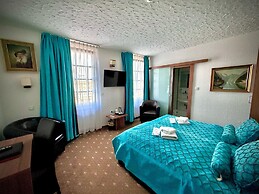 Löwenbräu Köln Hotel & Restaurant