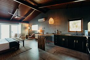 The Waves at Cane Bay