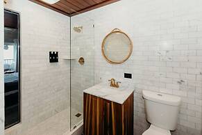 The Waves at Cane Bay