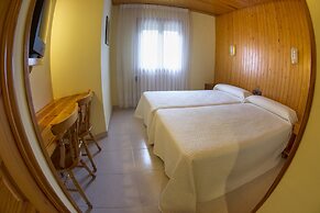 Hotel Los Nogales