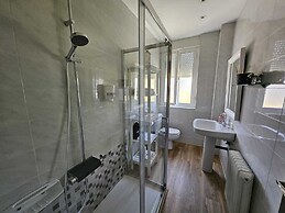 Casablanca Hotel Studios