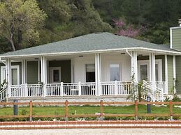 Padok Premium Hotel and Stables