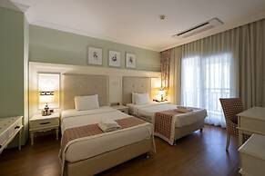 Padok Premium Hotel and Stables