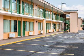 Quality Inn Hinesville - Fort Stewart Area
