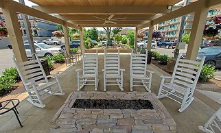 Arbors at Island Landing Hotel & Suites