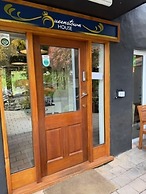 Queenstown House