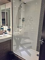Mondo Hotel