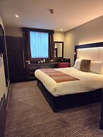Mondo Hotel