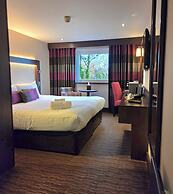 Mondo Hotel