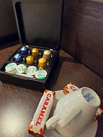 Mondo Hotel