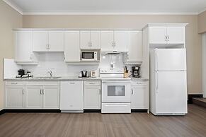 Glenwood Inn & Suites