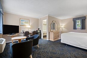 Glenwood Inn & Suites