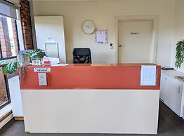 Arkana Motor Inn & Terrace Apartments