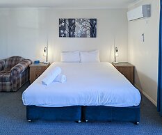 Arkana Motor Inn & Terrace Apartments