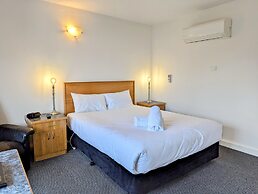 Arkana Motor Inn & Terrace Apartments